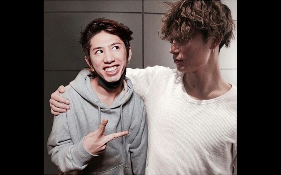 【one ok rock】taka:"toru桑(ω)!,请你.大点声啊!"23333 &2p生日歌