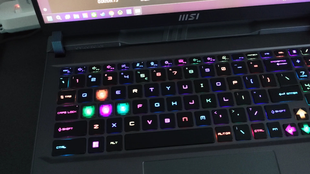 【微星GP68HX】键盘RGB灯效效果实测