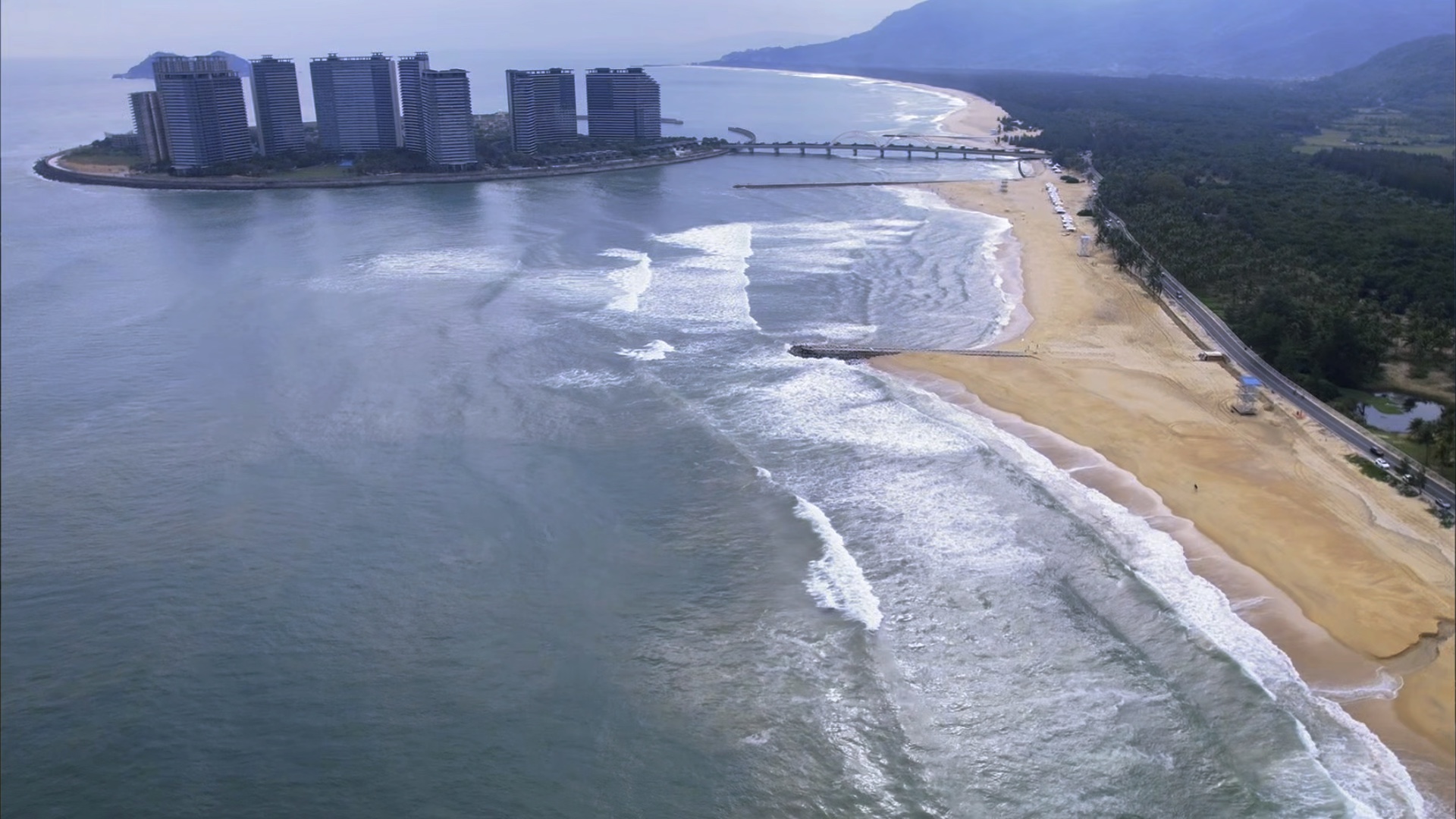 万宁日月湾 海浪 沙滩