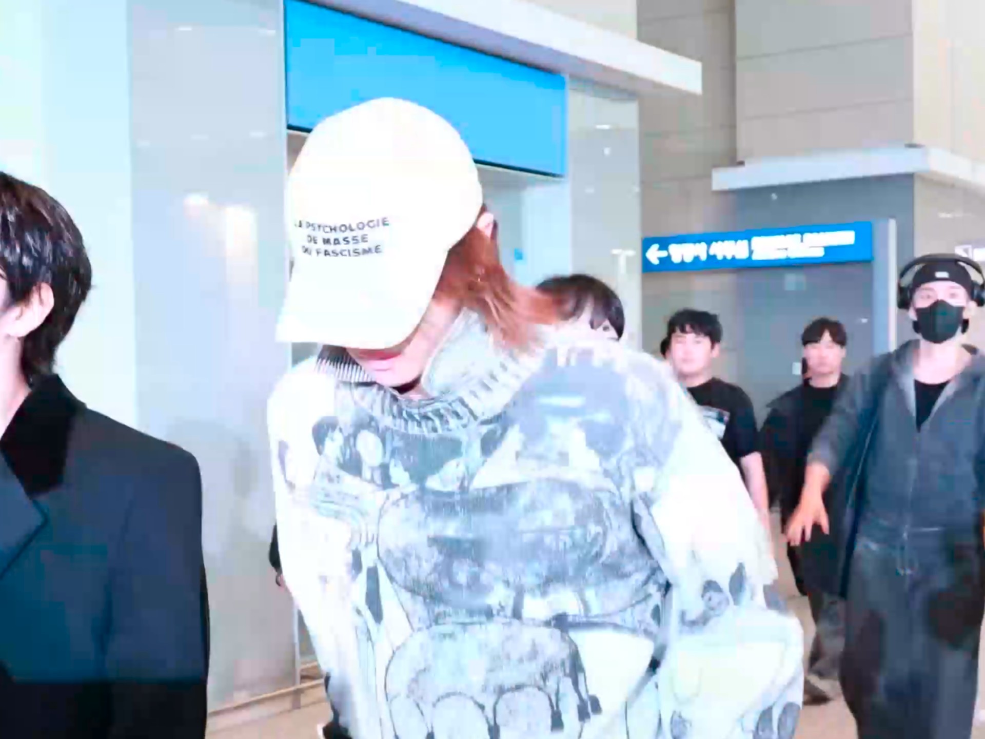 徐明浩D社➕N社机场CUT，是大明星没错了