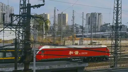 “客车Z137 株洲站五道停车”