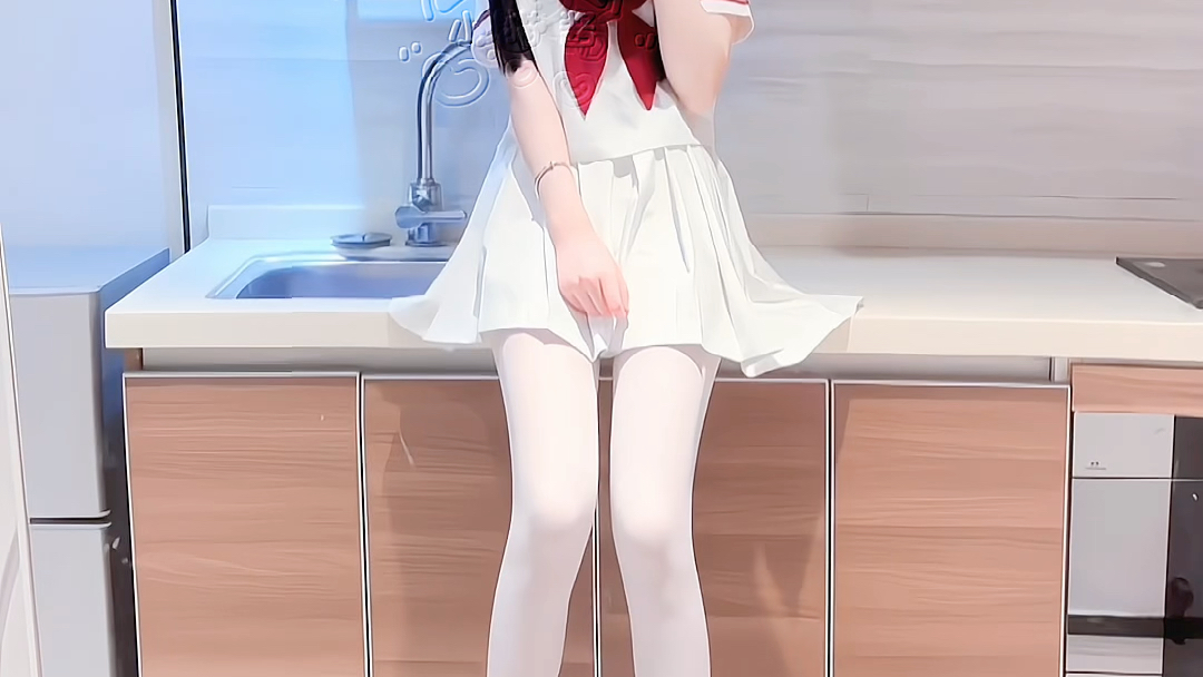 How come I'm the only one who remembers those memories that belonged to us?