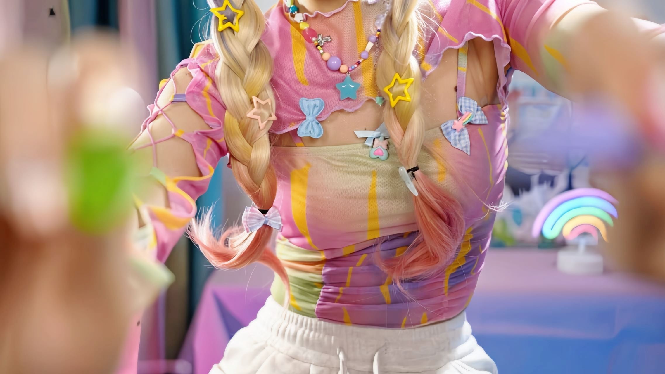 眼睛里疯狂长出糖果？🤯🍭来为你清理取出吧~轻语/灯光/眼部按摩/手势触发/眼底抽丝+掏糖果~【4K/Hi-res无损】