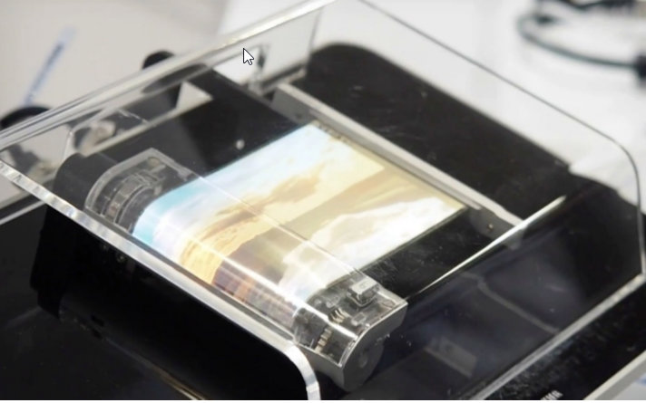 小米你看看什么叫黑科技:三星展示真实可显示