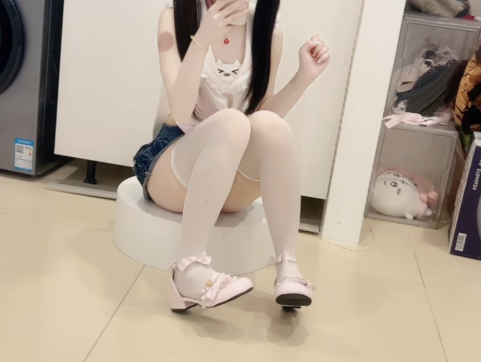 It's a showdown. No more pretending. I like to feed my beer belly.