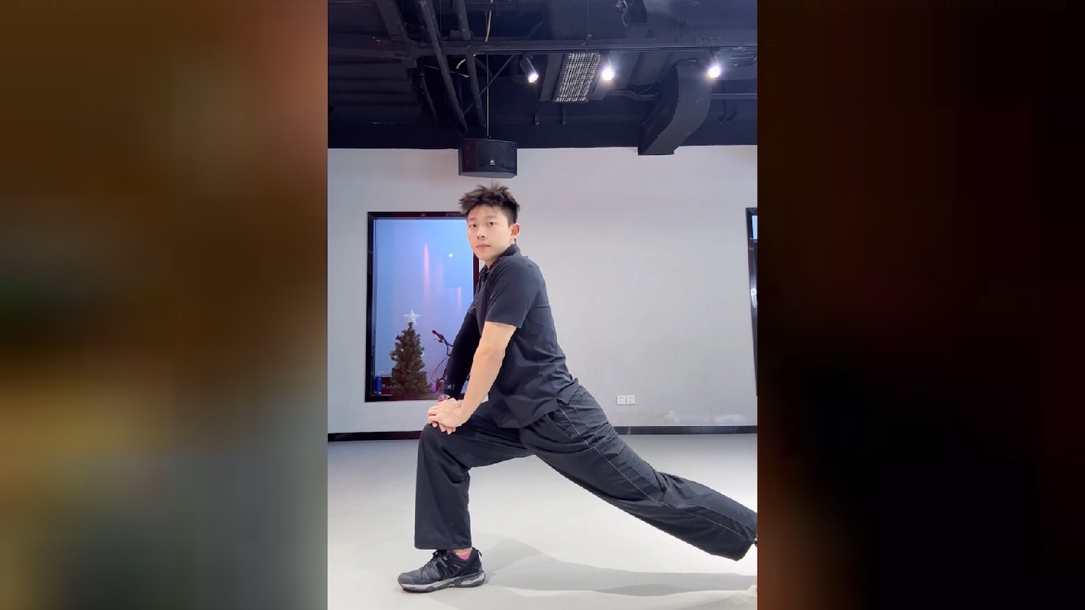 ScreenRecording_06-21-2025 18-08-09_1