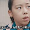  -女学生在学校被混混拽衣服拍照，女生打架真是比男生还狠