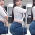 南韓女主播 穿著緊身牛仔褲 大跳摩托搖 屁股上下擺動賣騷 這樣誰受得了