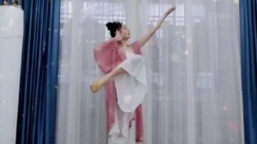 《牵丝戏》舞蹈问世间哪有更完美，兰花指捻红尘似水