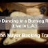 Slow Dancing in a Burning Room ( Live in L.A.）无主音伴奏