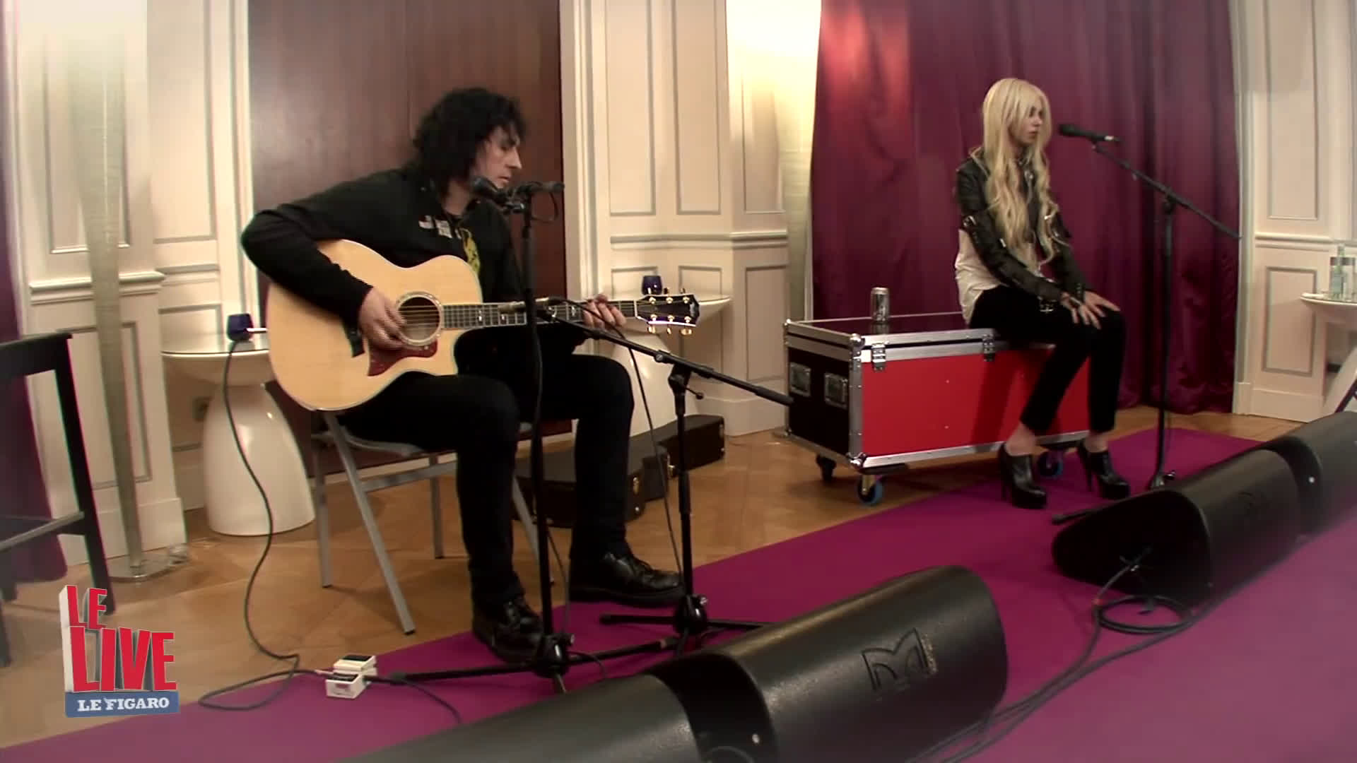 【the pretty reckless】( le live ) - just tonight