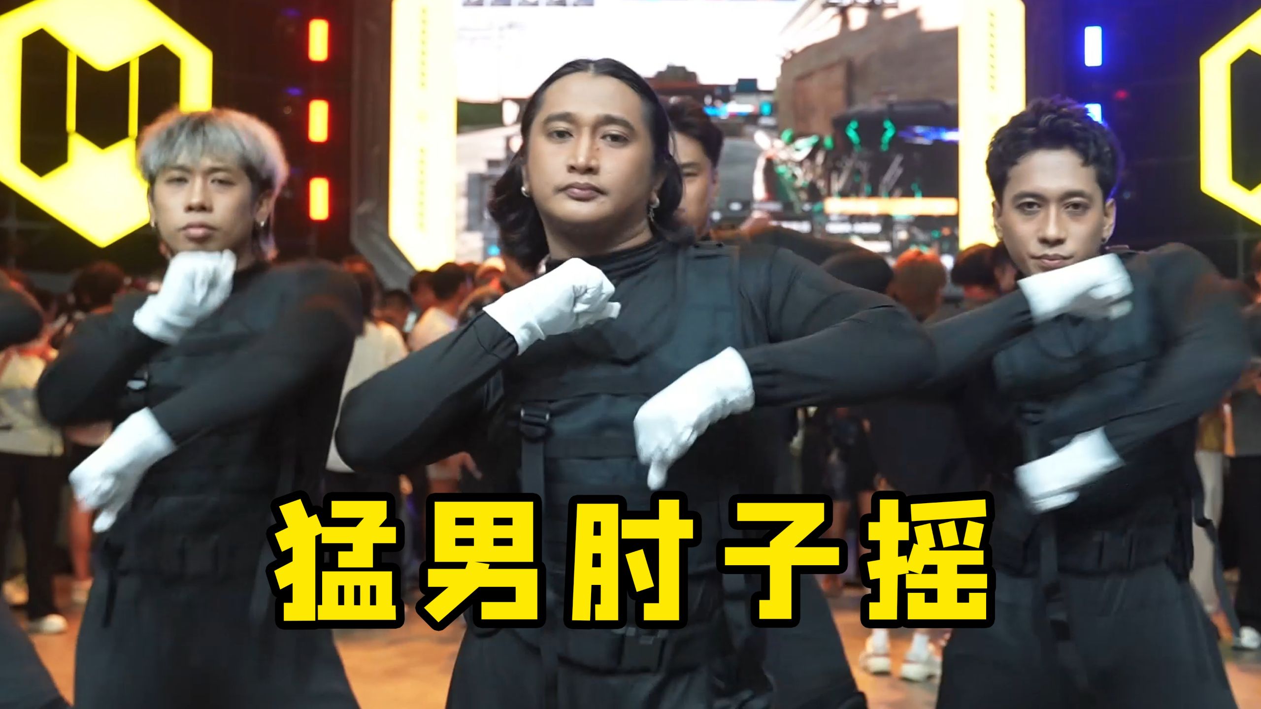 外国大肘子连续肘击兔娘猫罐张诗尧？！