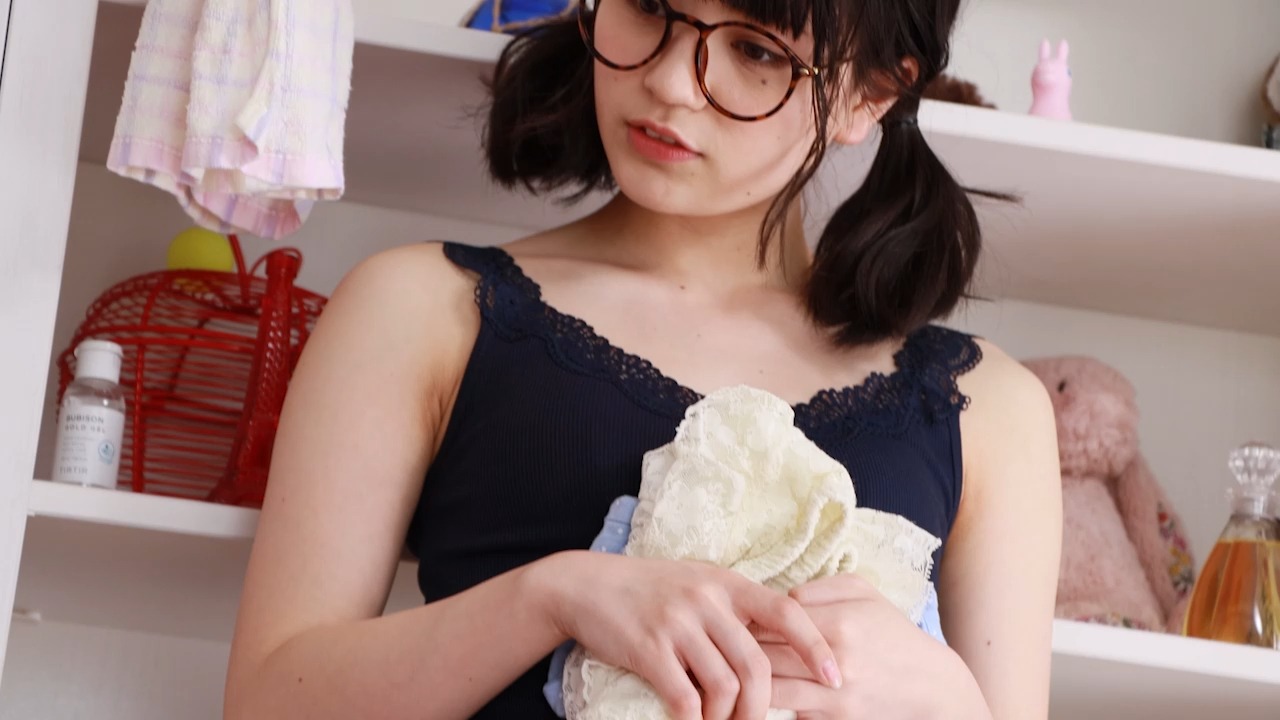 Cute Tamaki Hinako's relaxing outfit at home!