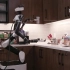 丰田制造这机器人女仆，能自行完成所有家务，将用于家庭辅助护理