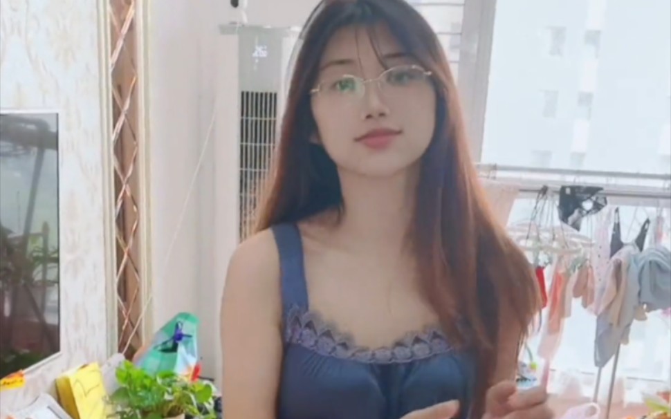 A flower to make my sister-in-law give me a dance.