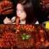 【韩国吃播Bokyoung】【中文字幕】火鸡辣酱煮菌类蘑菇、蔬菜和海鲜（虾、鱼糕）、香肠、年糕开吃 香辣美食吃播