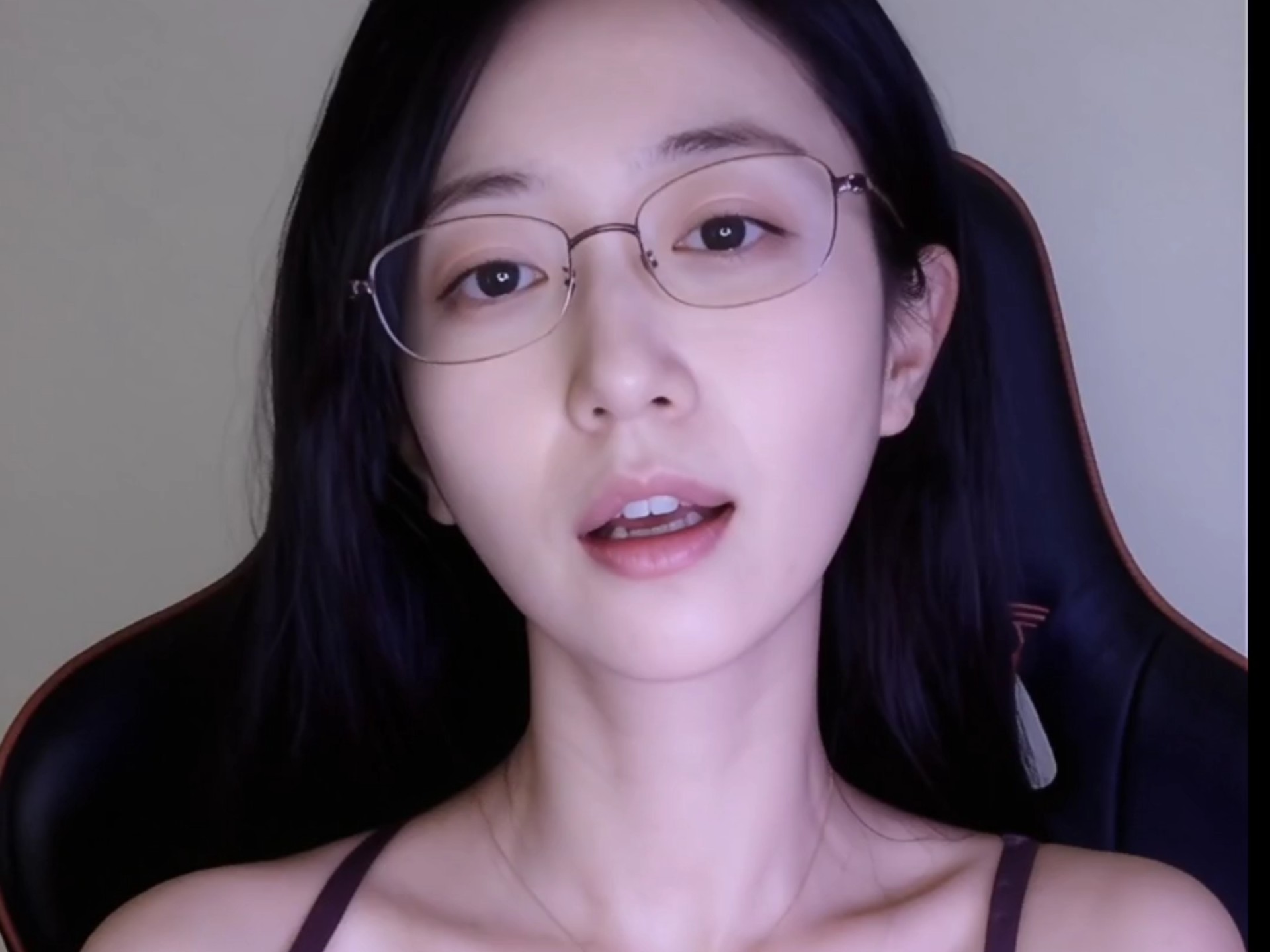 以后要是能带货，我绝对去带胸罩广告