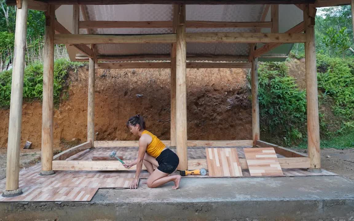 雨林户外 建造小木屋 为小屋铺设地板 学会享受才叫生活