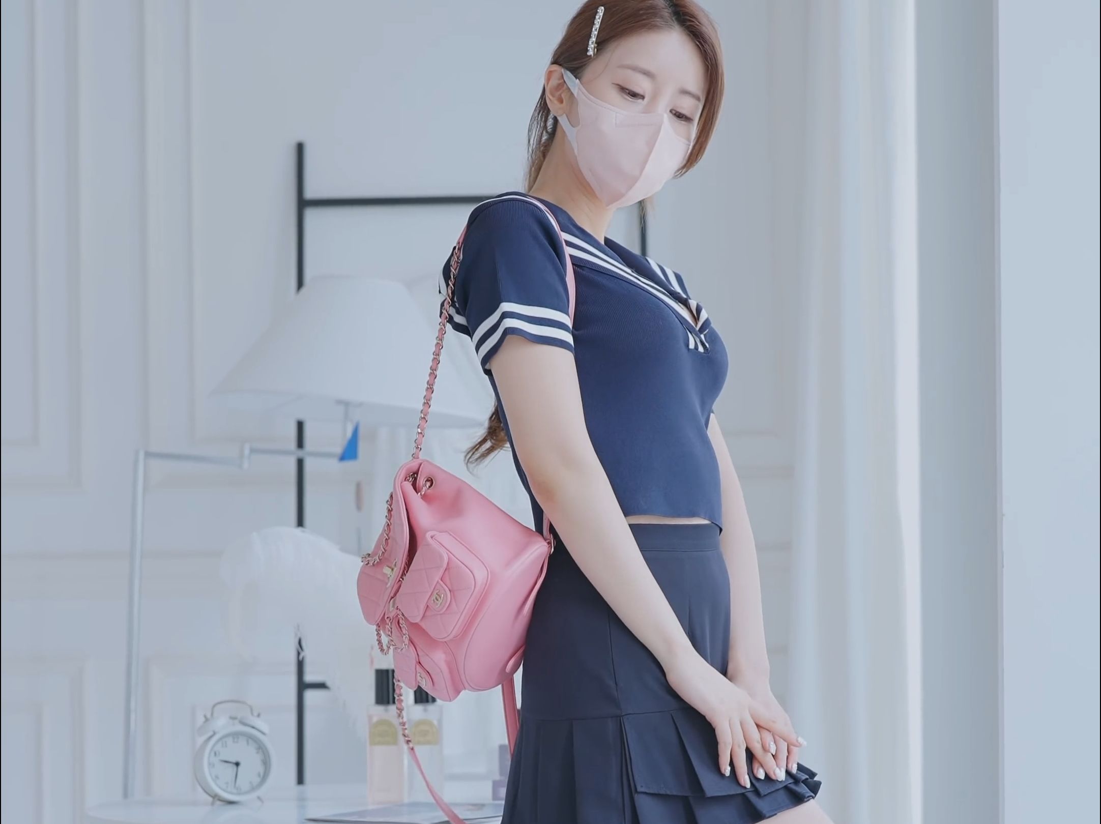 Miss Rose's JK High Waist Pleated Skirt Outfit