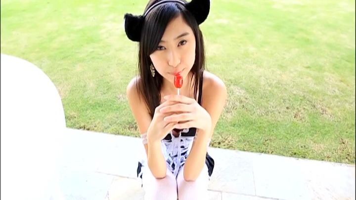 桑田彩 – 纯粹的微笑