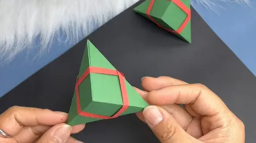 一张纸就可以折的立体粽子，还可以做成端午小挂件