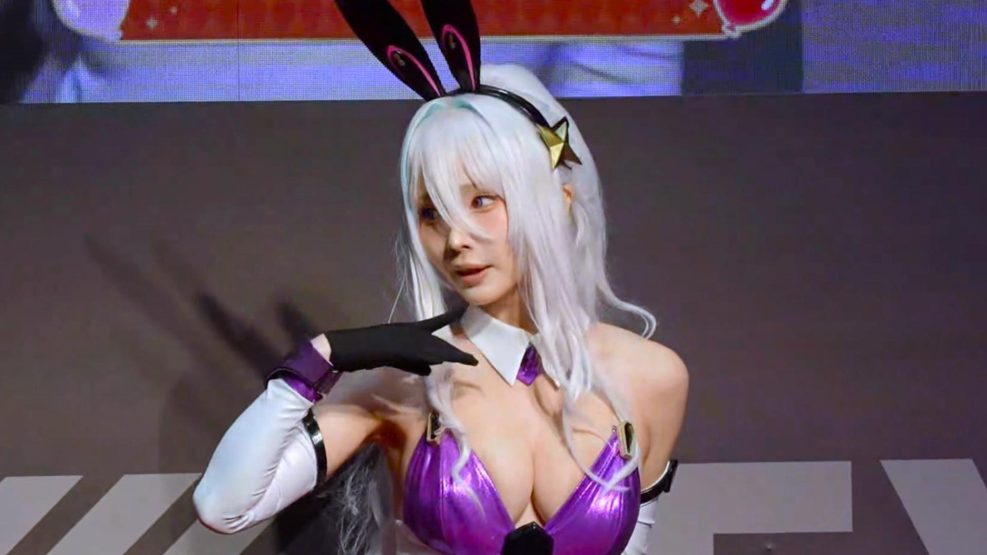 【碧蓝航线】【日服8周年庆】奇尔沙治（兔女郎） coser：シスル