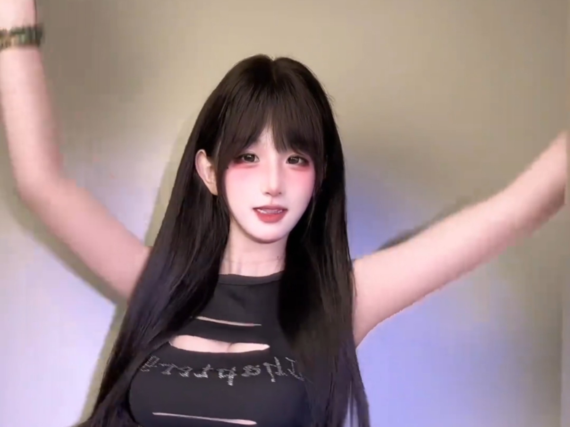 In order not to reply to my messages, he said he slept for three days before waking up #SlowShakeOneLearnSeries #royalty