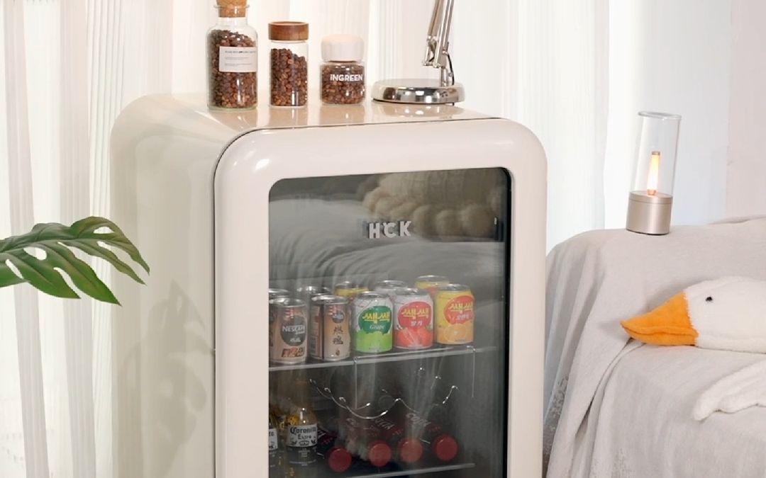 轻松实现在家冷饮自由的小梦想，只需一台HCK哈士奇冰吧 ！