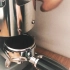 旅行的雨晴咖啡每日咖啡研磨调整 一台入门级的咖啡机和入门级的磨豆机做标准出品的精品咖啡