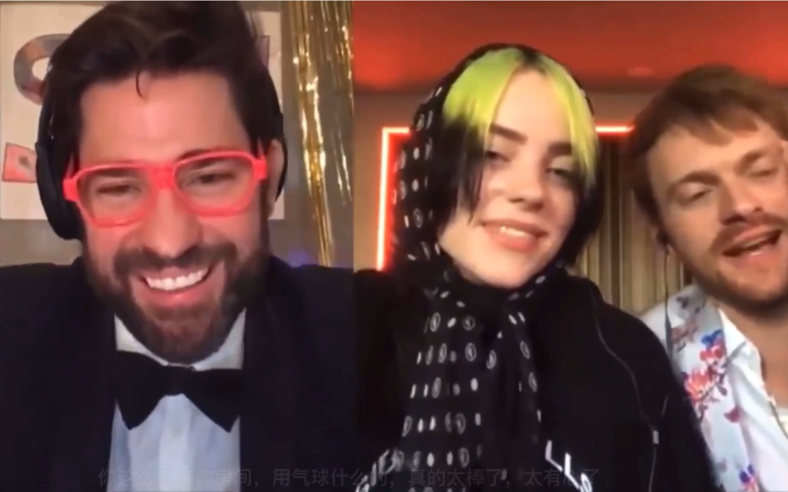 billieeilish现场碧梨为网络舞会演唱badguy开口跪系列和office演员