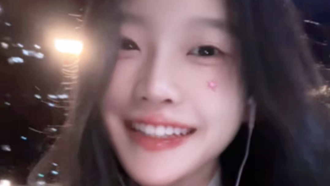 下次一起在月光下跳舞吧