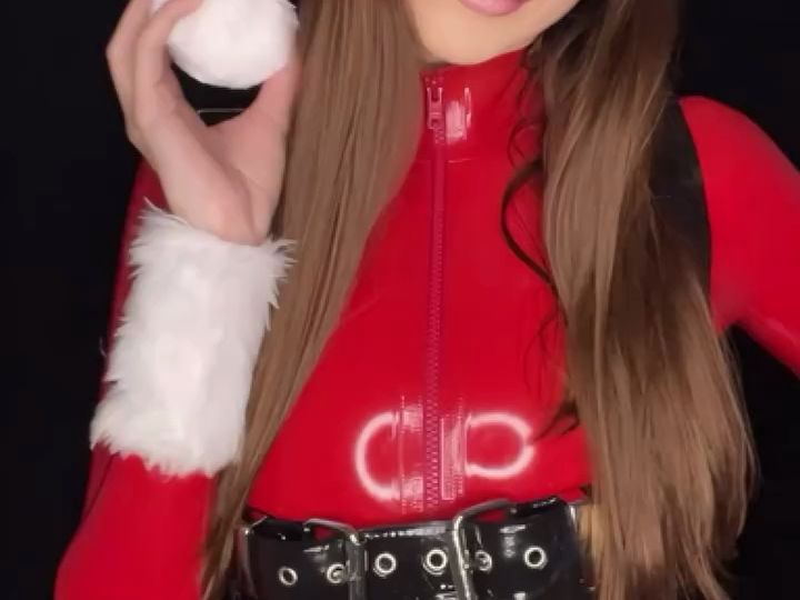 Female Santa Claus cos