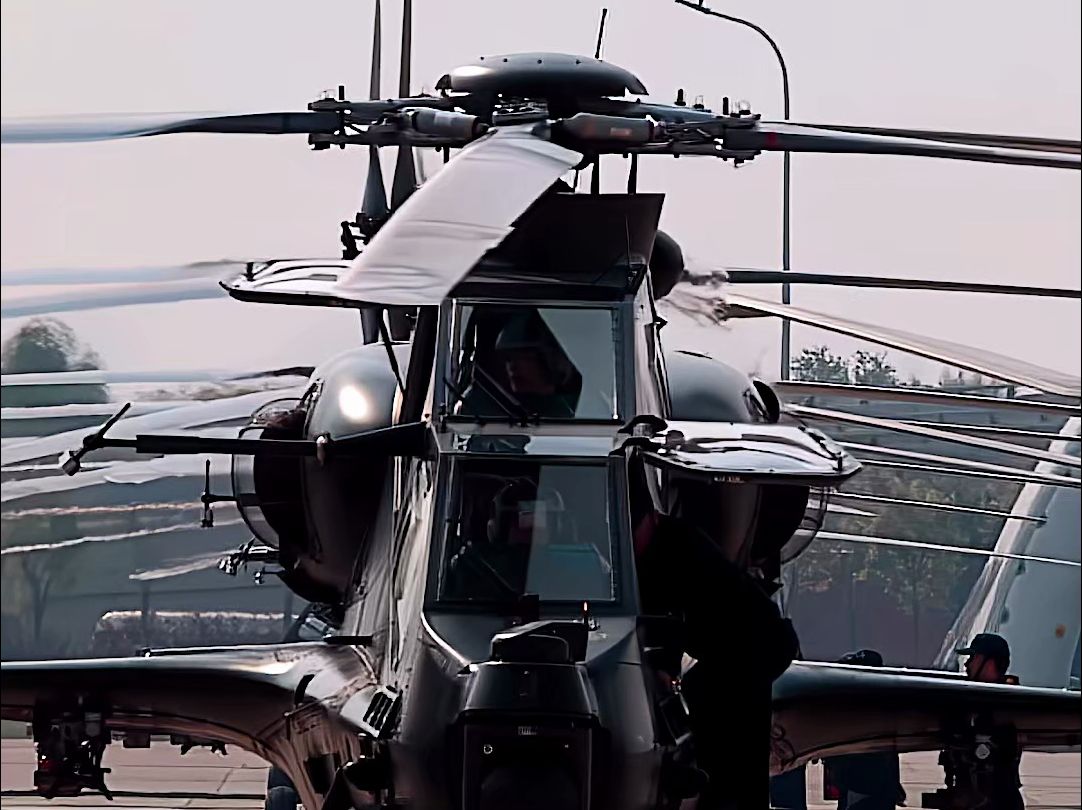 武直-10攻击直升机，咱们自己的武装直升机