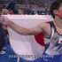 日本选手大失误仍获高分，中国选手默默收回国旗，解说：有点明显
