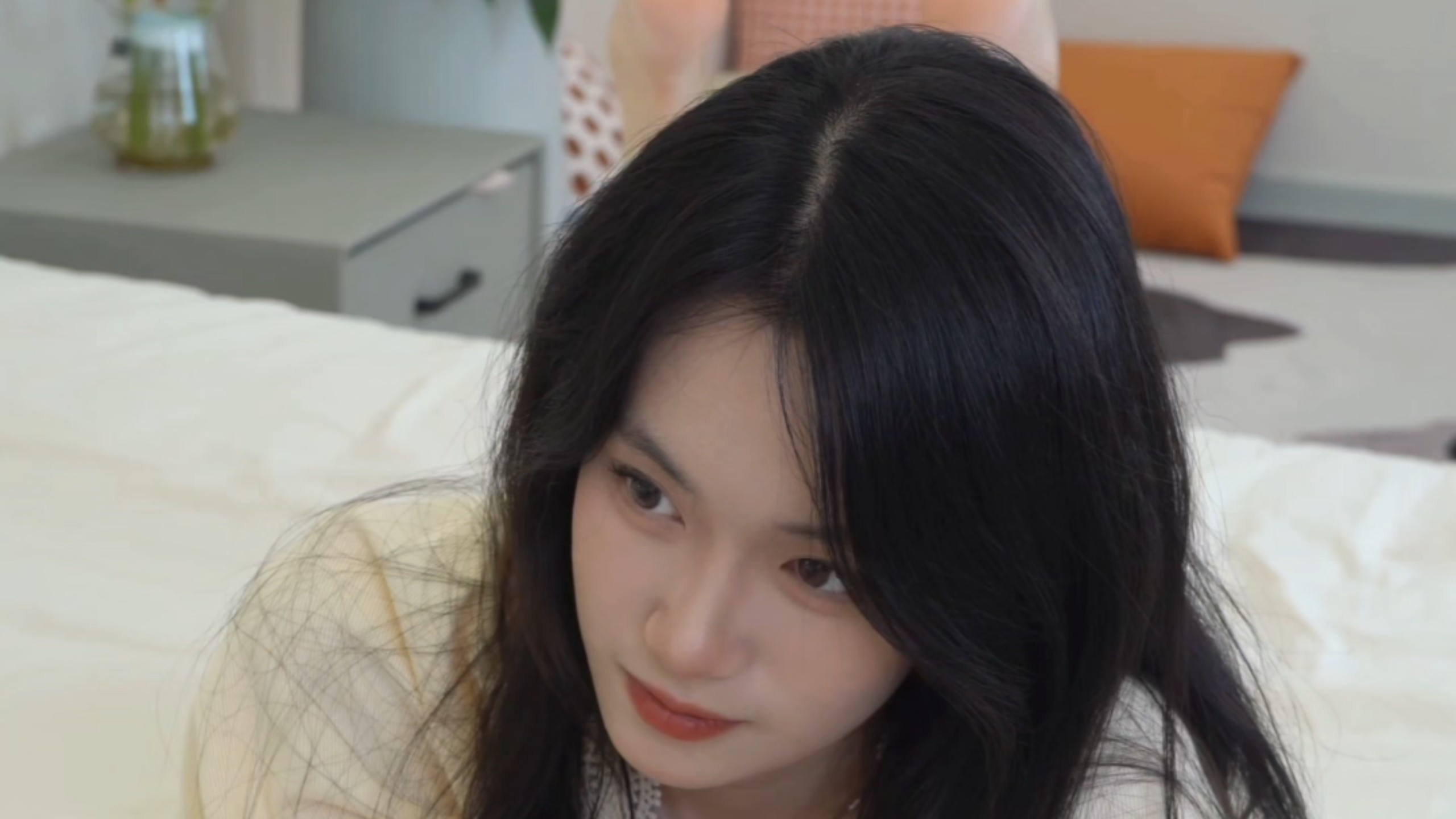 绮梦影像，顶级颜值校花小艺，4K级摄影纯享版！