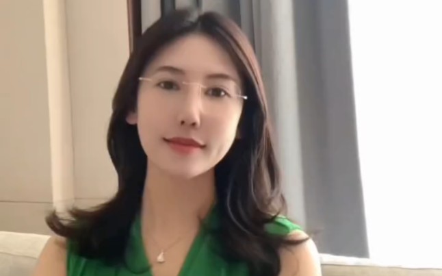 Do I look like I'm still in love?