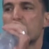 【世界杯】看梅西点球场边战术喝水的斯卡洛尼！