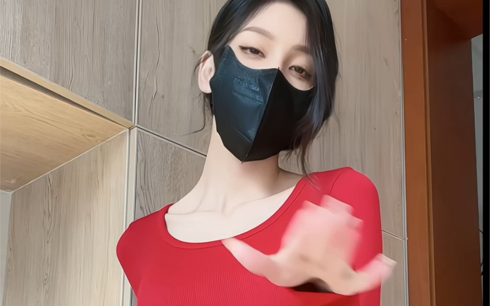 People keep asking me how old I am, and I'm gonna lay it on the line, and the two digits add up to six.