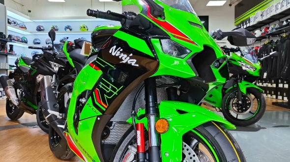 23款Ninja ZX-10R，欢迎过来品鉴