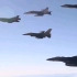 美利坚五虎将F15、F16、F18、F22、F35同飞