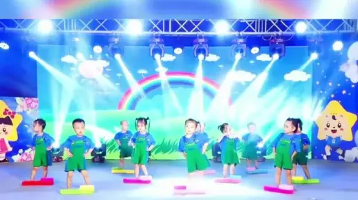 幼儿健康舞蹈幼儿六一舞蹈《小牙刷》完整版，幼儿园六一舞蹈#幼儿舞蹈#六一舞蹈#幼儿园舞蹈#简单好排