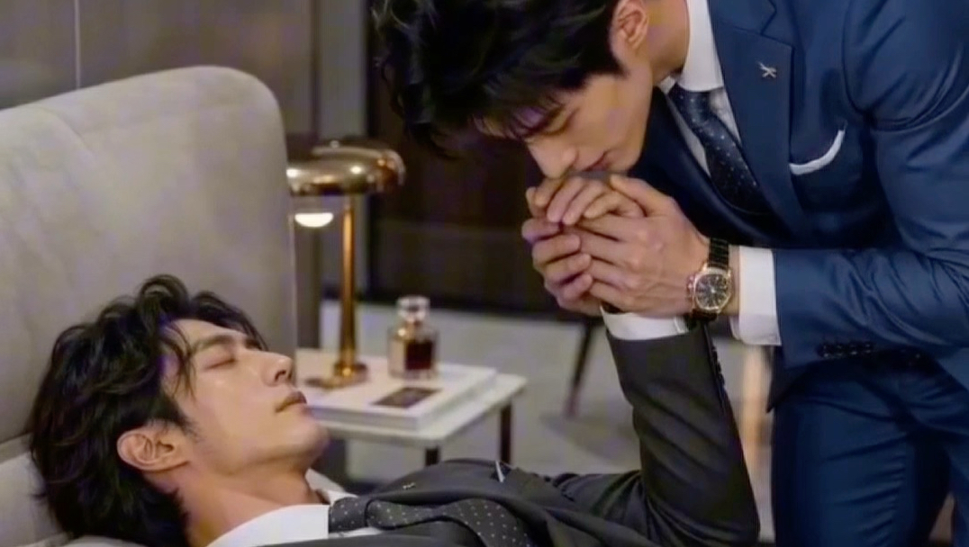 年上和奶狗产子（全集）今日书场营业完毕啦，想听新故事的明日赶早哈！手搓不易，勿盗！盗者必究！书场目标：向一千零一夜靠齐！