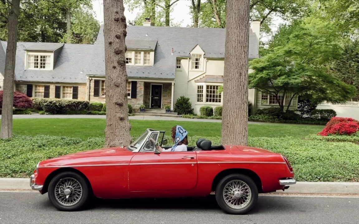 james-laufey-official-audio-bilibili