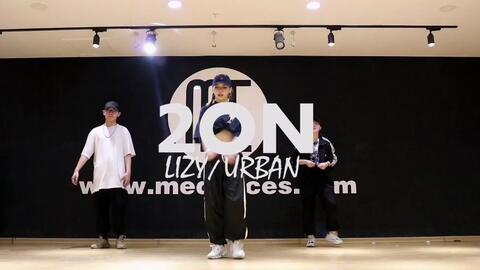 跳舞视频儿童小女孩完整版 a70ee46aba3475d57d067b374cd4a7fbbc04b503.jpg@480w_270h_1c