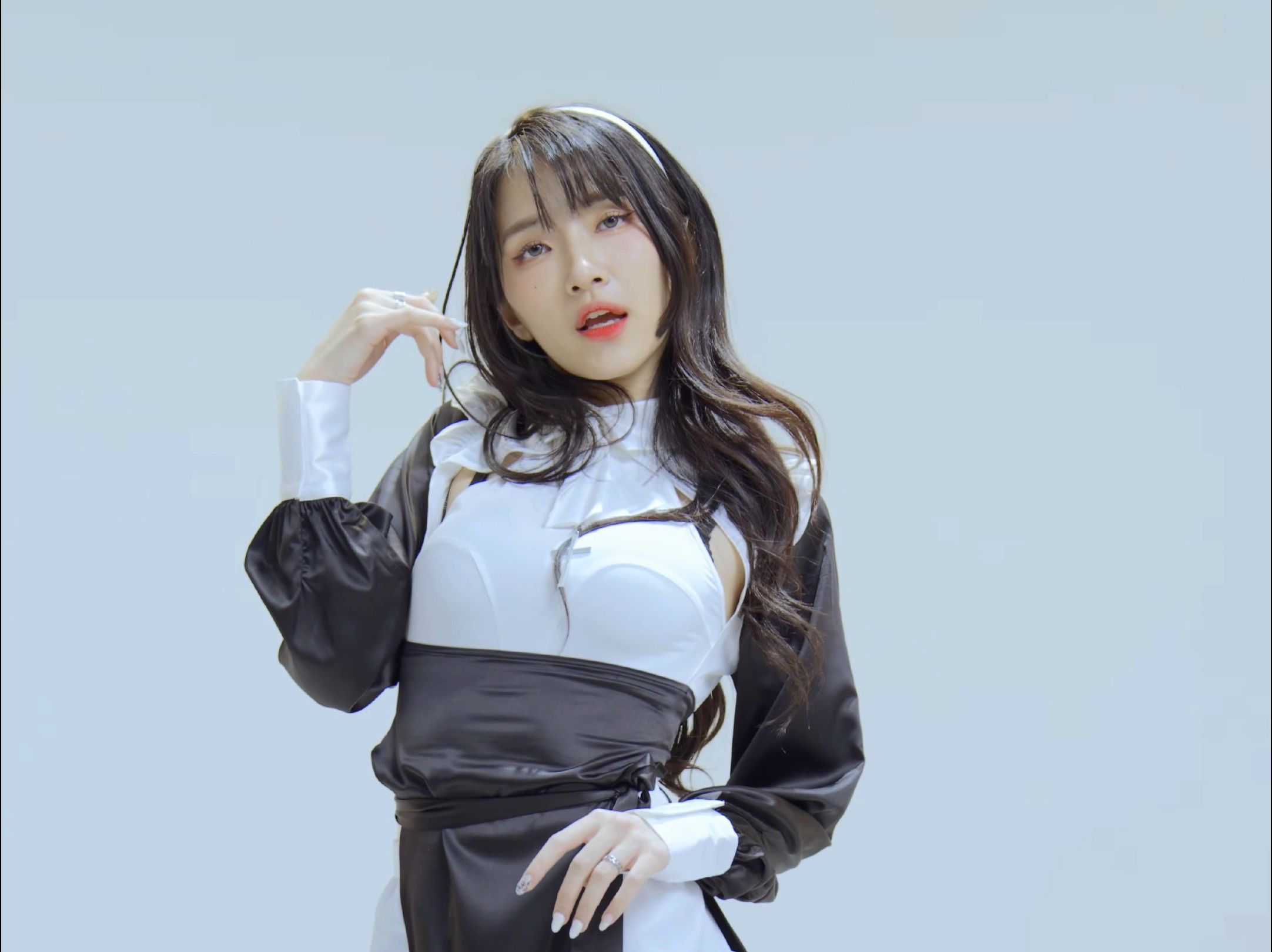 Something 徐英 220208