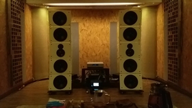 草原歌曲降央卓玛曲谱_降央卓玛草原之夜简谱