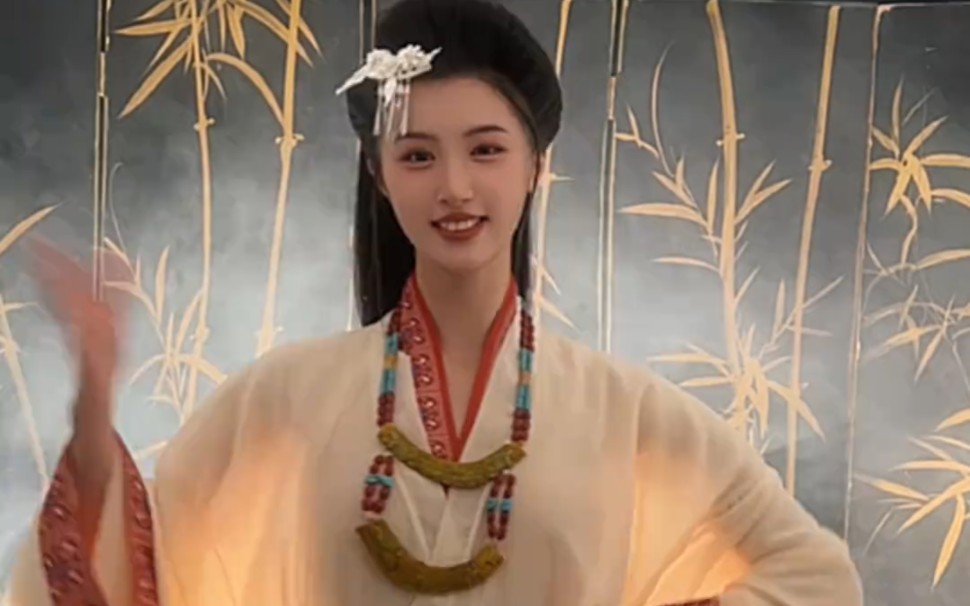 Is this my sister Daji? What a contrast!