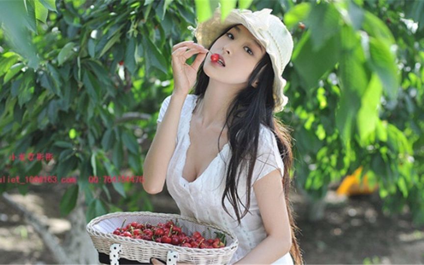 樱桃大作战美女吃货带你吃樱桃玩游戏