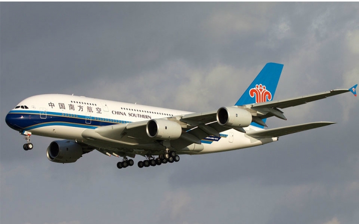 【客舱视角】南航a380降落洛杉矶国际机场