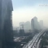雾霾袭城，吞噬北京。
